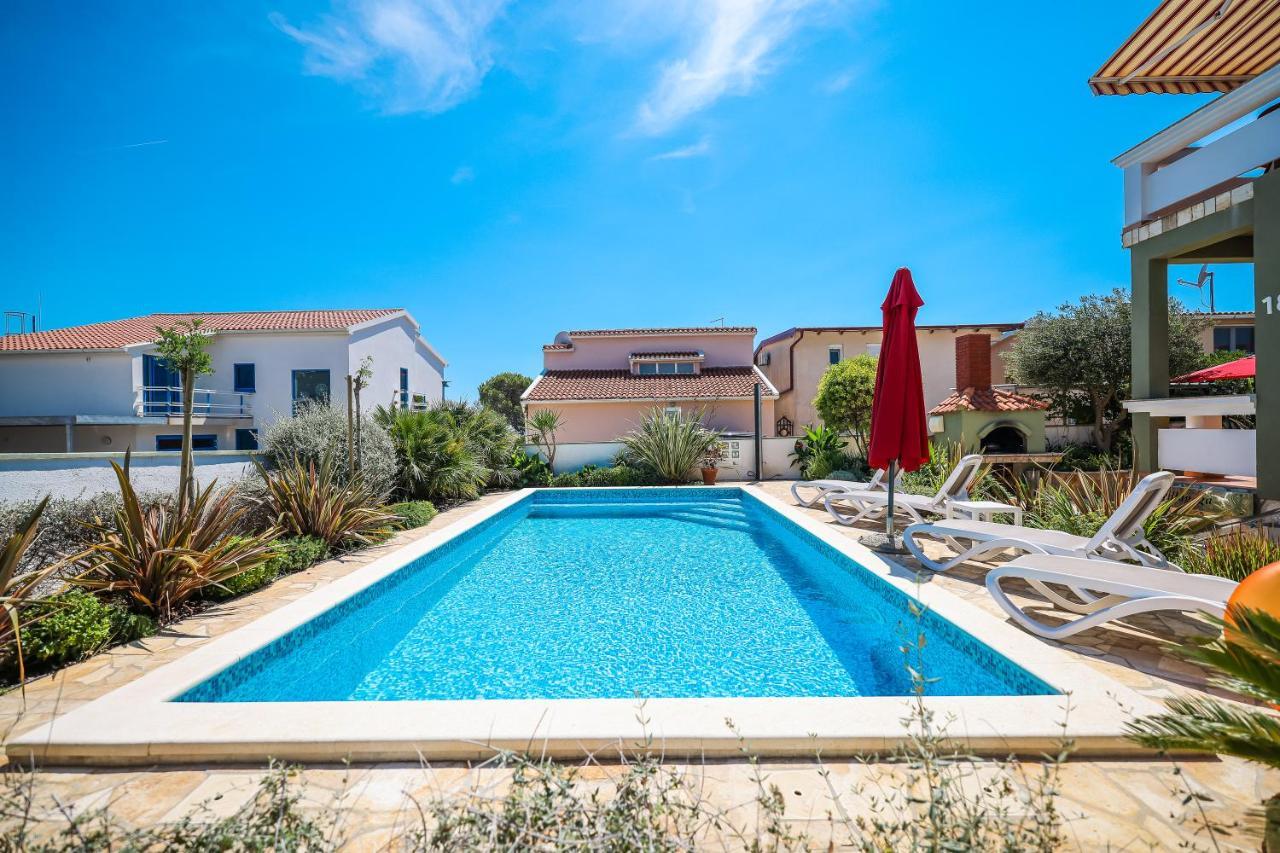 Villa Goga Vir Ngoại thất bức ảnh